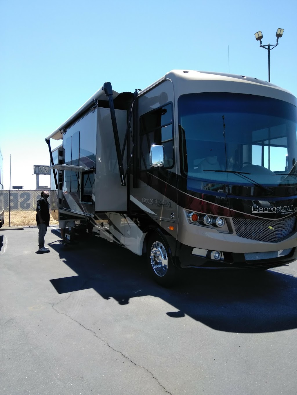 Pan Pacific RV Center - French Camp | 252 W Yettner Rd, French Camp, CA 95231, USA | Phone: (209) 234-2000