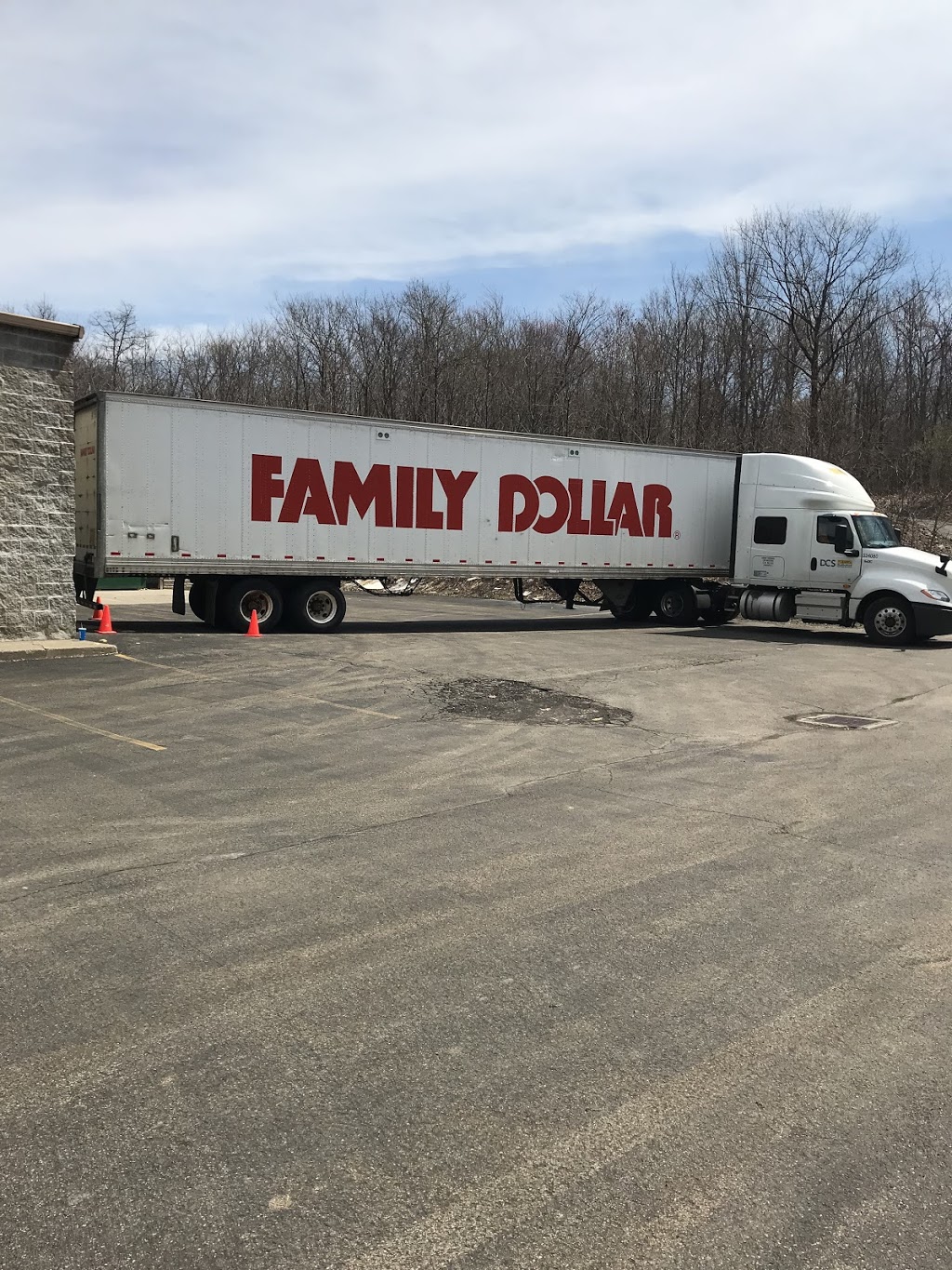 Family Dollar | R, 6949 Erie Rd, Derby, NY 14047, USA | Phone: (716) 670-6005