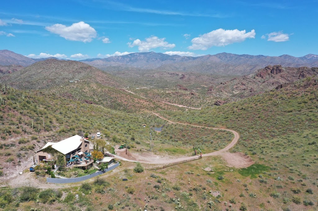 Hidden View Ranch | 37060 Hidden View Rd, Morristown, AZ 85342, USA | Phone: (602) 377-1941