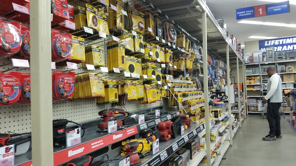 Harbor Freight Tools | 270 Peninsula Blvd, Hempstead, NY 11550, USA | Phone: (516) 565-0349