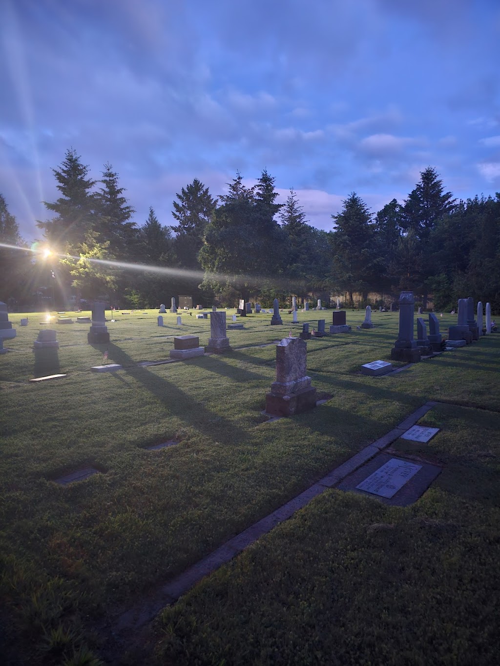 Fernwood Pioneer Cemetery | 500 S Everest Rd, Newberg, OR 97132, USA | Phone: (503) 550-9281