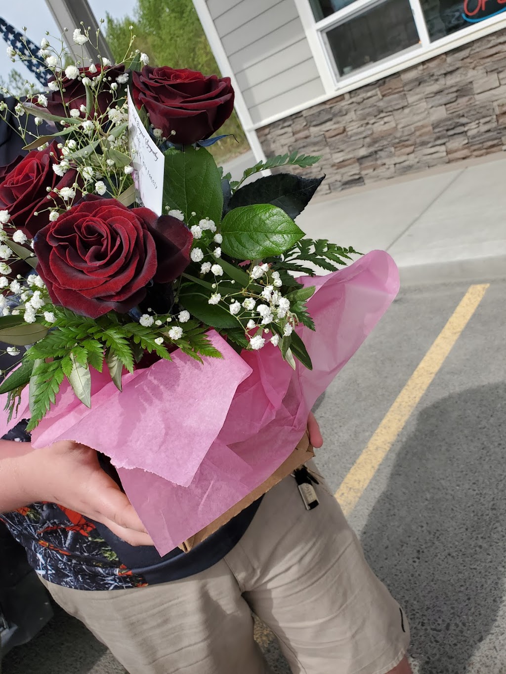 Flowers By Louise Inc | 2851 E Palmer-Wasilla Hwy Unit 1, Wasilla, AK 99654, USA | Phone: (907) 376-4939