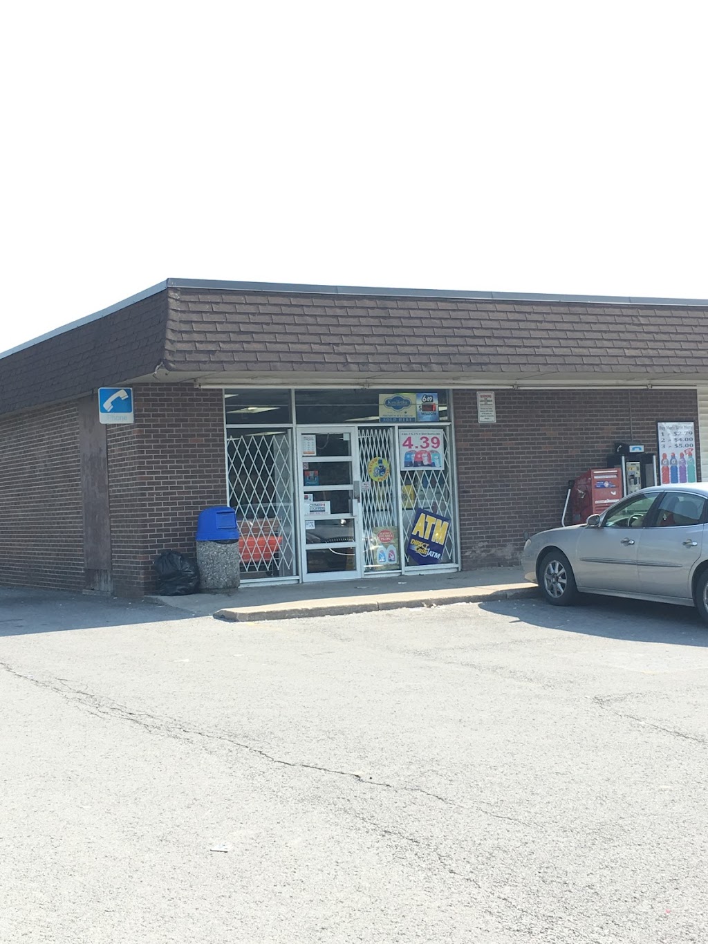 Avondale Food Stores | 106 Rockwood Ave, St. Catharines, ON L2P 3P2, Canada | Phone: (905) 685-6423