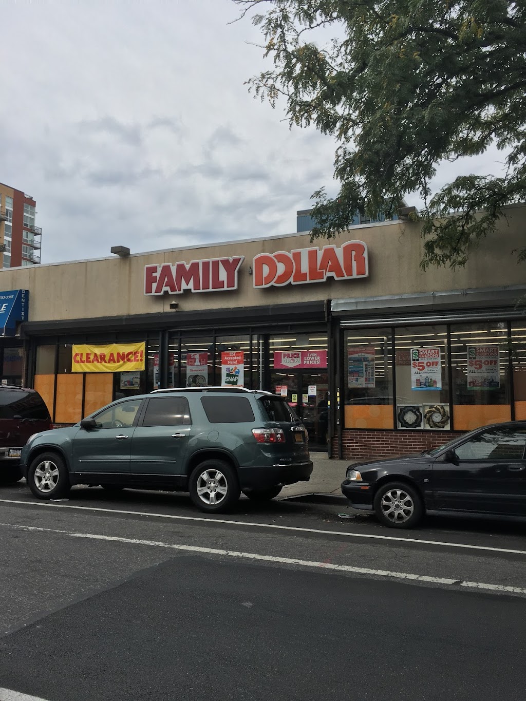 Family Dollar | Photo 1 of 7 | Address: 308-A Franklin Ave, Brooklyn, NY 11238, USA | Phone: (718) 501-6026