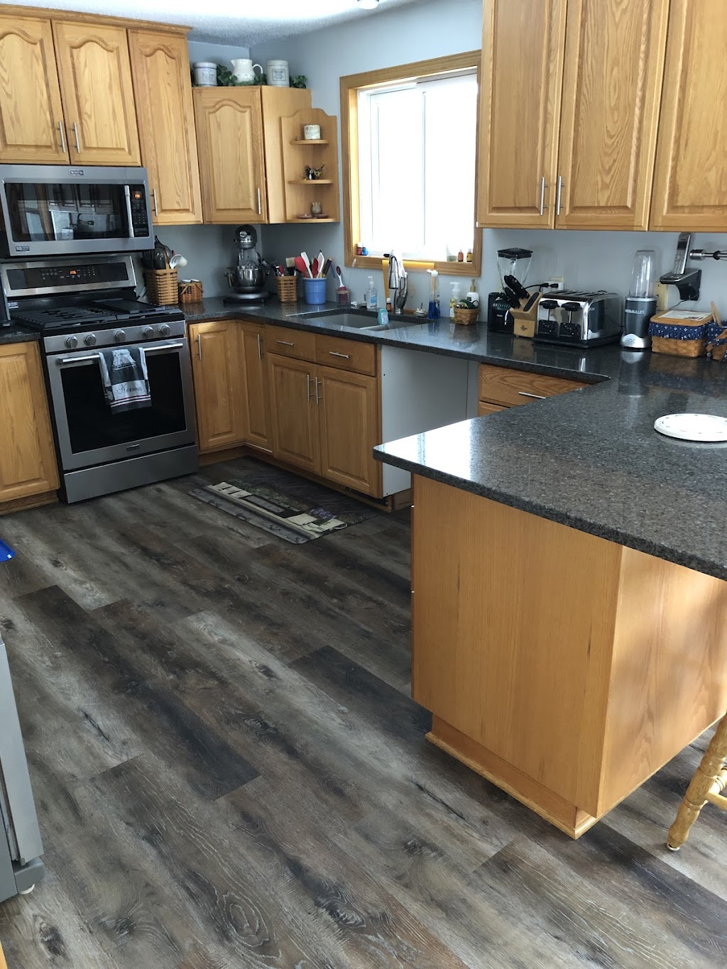 Floorworks, LLC | 2071 Glacier Dr #3, St Croix Falls, WI 54024, USA | Phone: (715) 483-7172