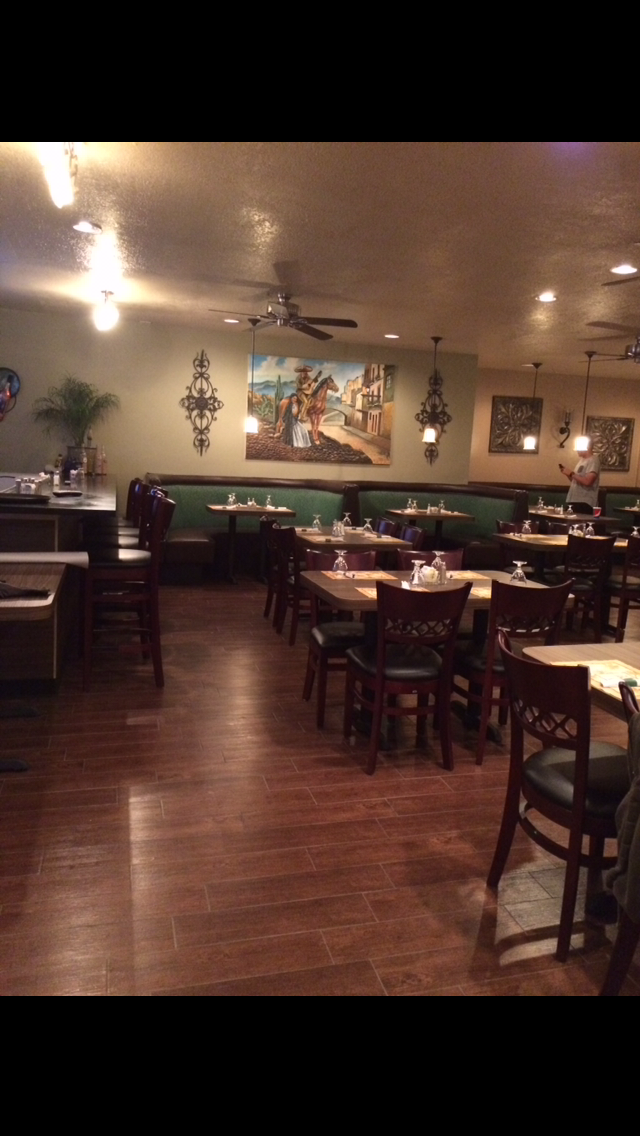 Miguel’s Baja Grill | 14480 7th St, Victorville, CA 92395, USA | Phone: (760) 241-3838