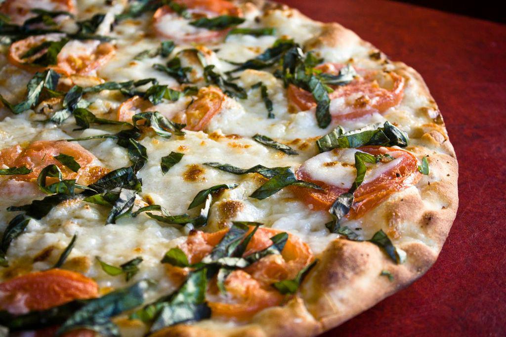 Lil Riccis NY Pizza & Pasta - Parker | 16526 Keystone Blvd Unit G, Parker, CO 80134, USA | Phone: (303) 220-7422