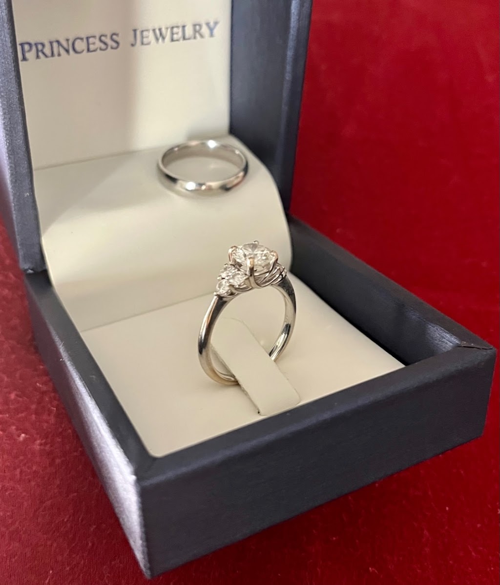 Princess Jewelry | 17400 Kenwood Trail #400, Lakeville, MN 55044, USA | Phone: (952) 898-3322