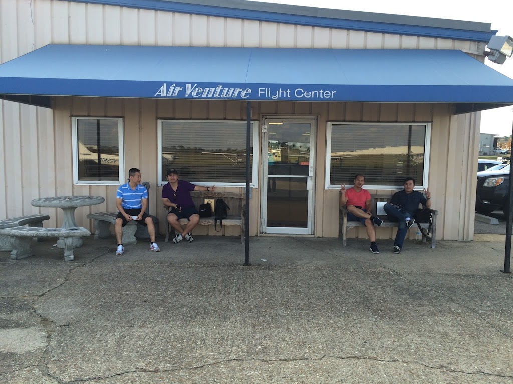 Air Venture Flight Center | 11299 Airport Rd, Olive Branch, MS 38654, USA | Phone: (662) 895-9752
