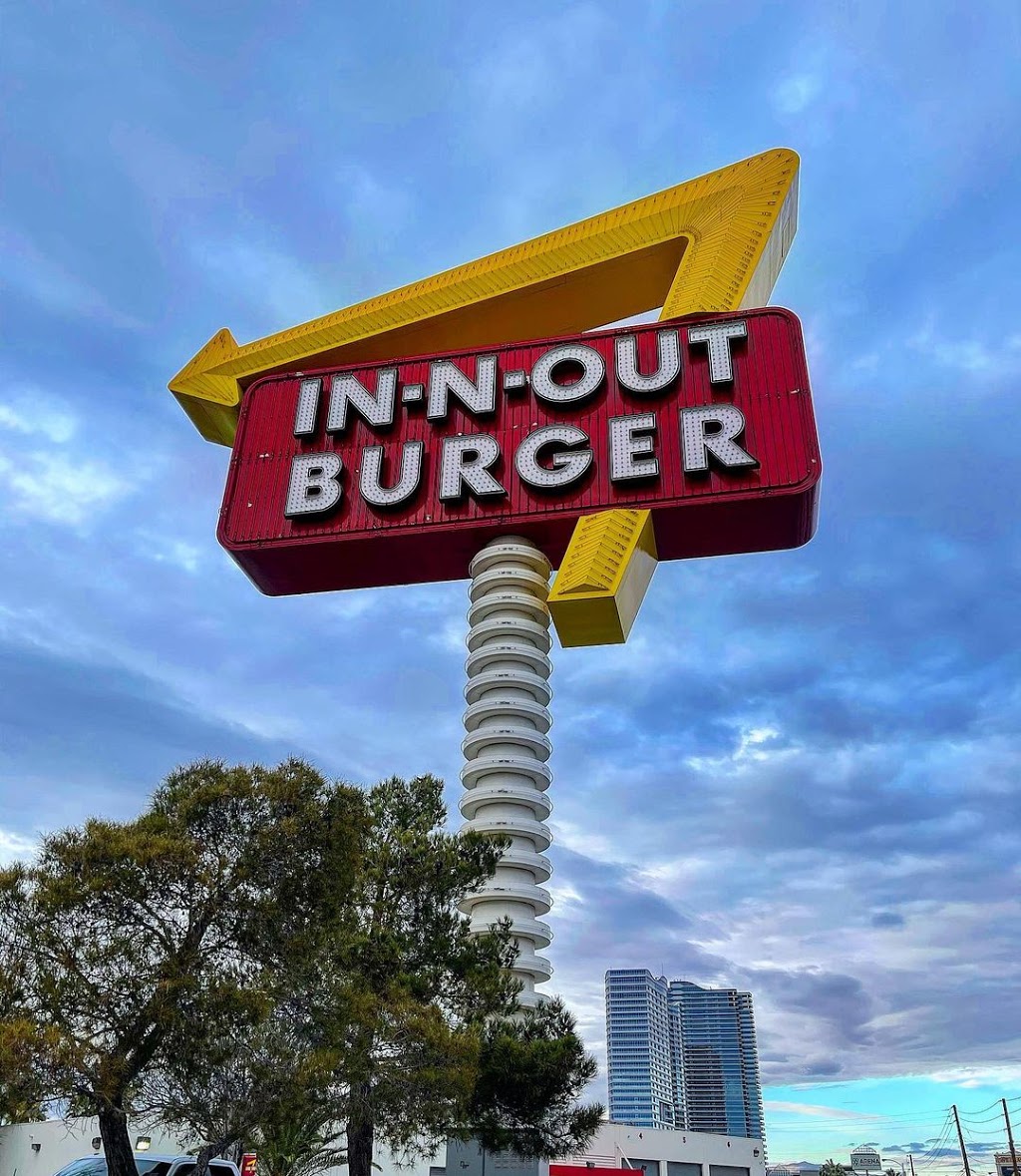 In-N-Out Burger | 4888 Dean Martin Dr, Las Vegas, NV 89103, USA | Phone: (800) 786-1000