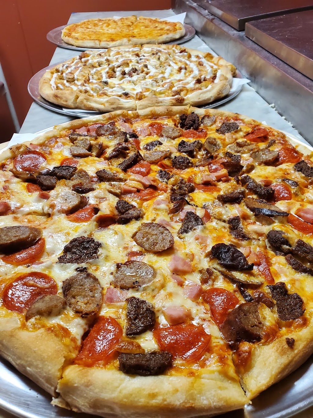 Richies Kitchen and Pizzeria | 54 Vineyard Rd, Edison, NJ 08817, USA | Phone: (732) 243-9911