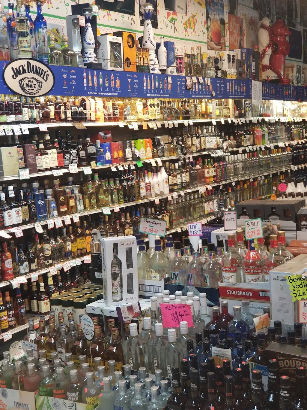 Oliveiras Liquors | 5650 Thornton Ave, Newark, CA 94560, USA | Phone: (510) 797-4949