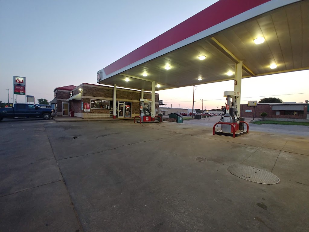 Double Ds 66 | 701 N Main St, Kingfisher, OK 73750, USA | Phone: (405) 375-3161