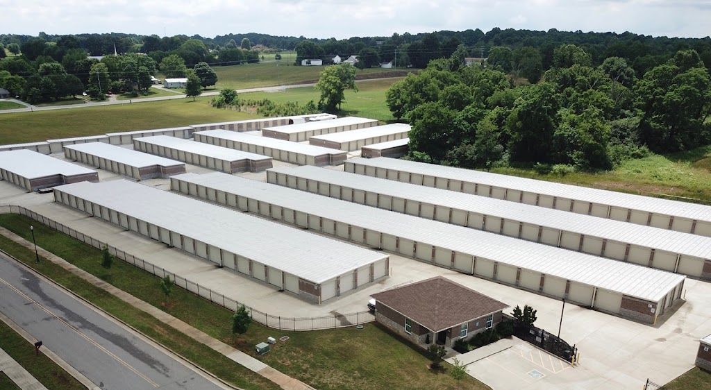 BPS MINI STORAGE | 121 Business Park Dr, White House, TN 37188 | Phone: (615) 672-4322