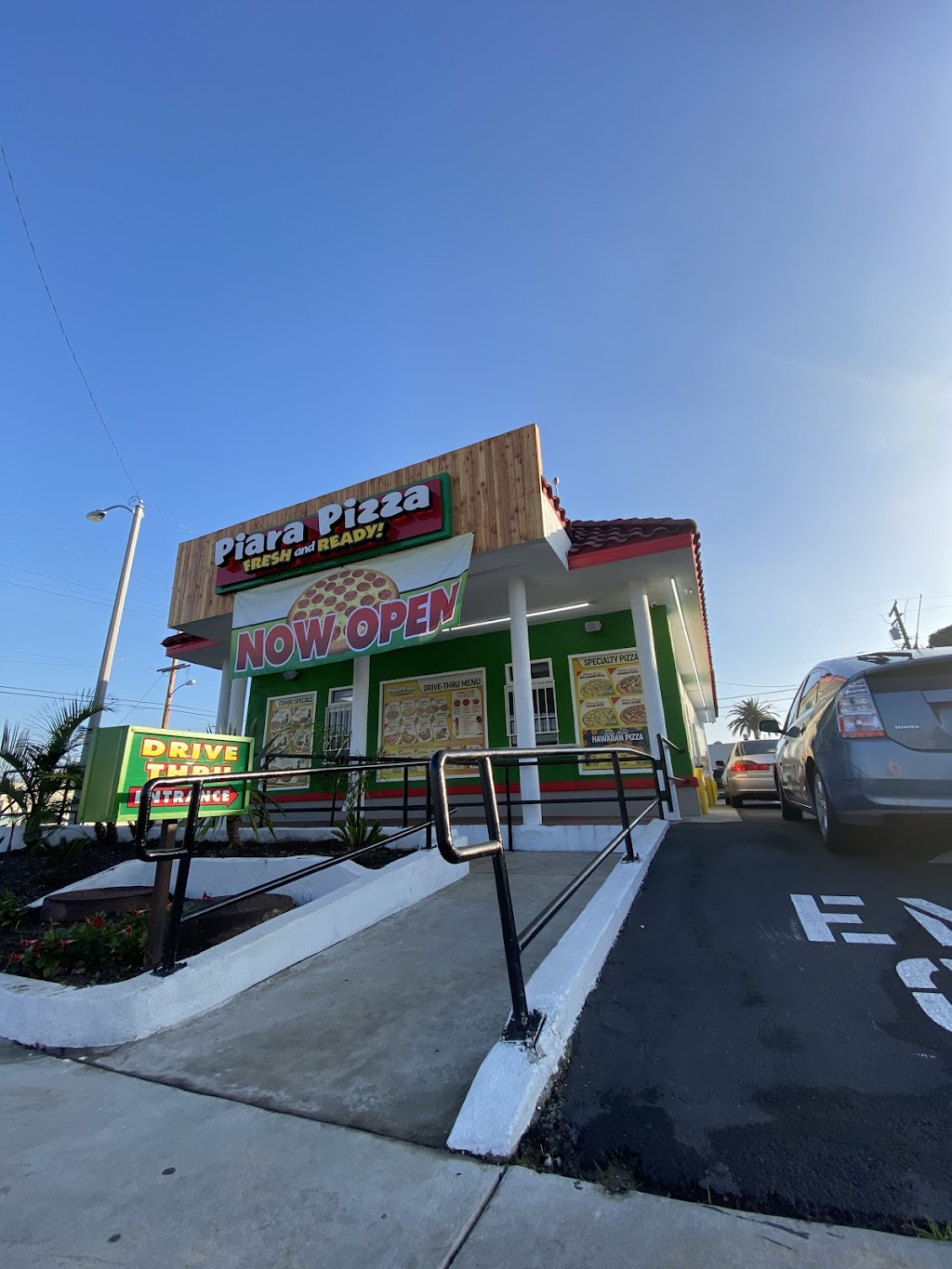 Piara Pizza S. Normandie avenue | 10111 S Normandie Ave, Los Angeles, CA 90044, USA | Phone: (323) 920-6700