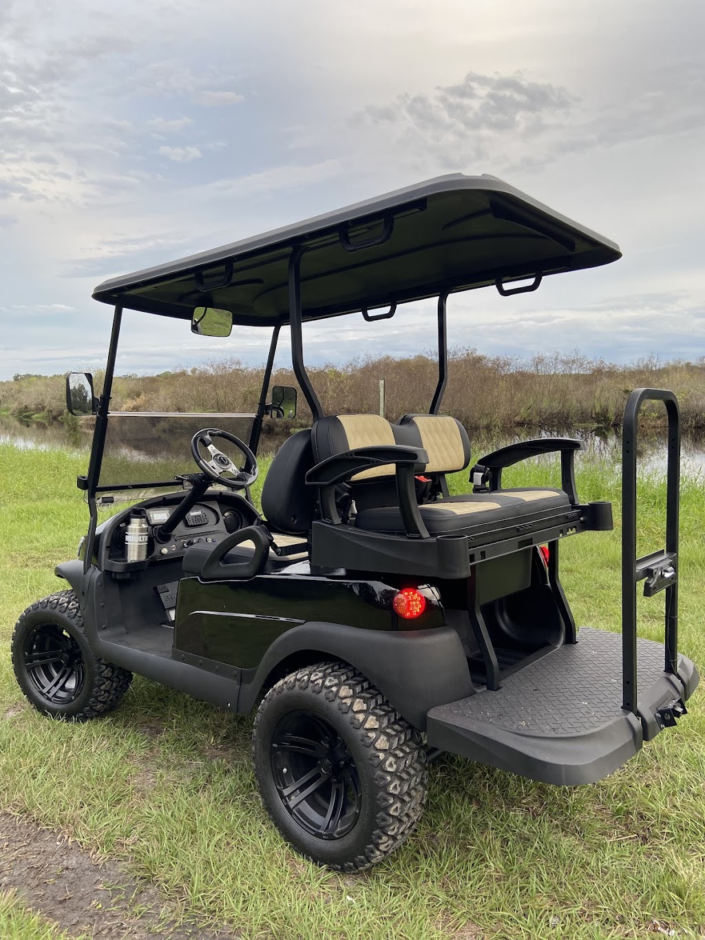 Sarasota Free Golf Cart Rentals | 3551 Tobero Ln, Sarasota, FL 34235, USA | Phone: (941) 539-1917