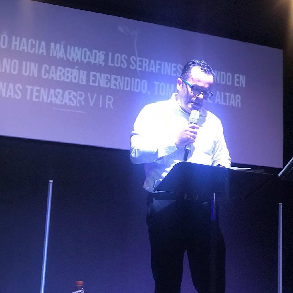 Ministerio Shekinah " El lugar de su presencia" | 5277 W Adams Blvd, Los Angeles, CA 90016, USA | Phone: (213) 909-7653