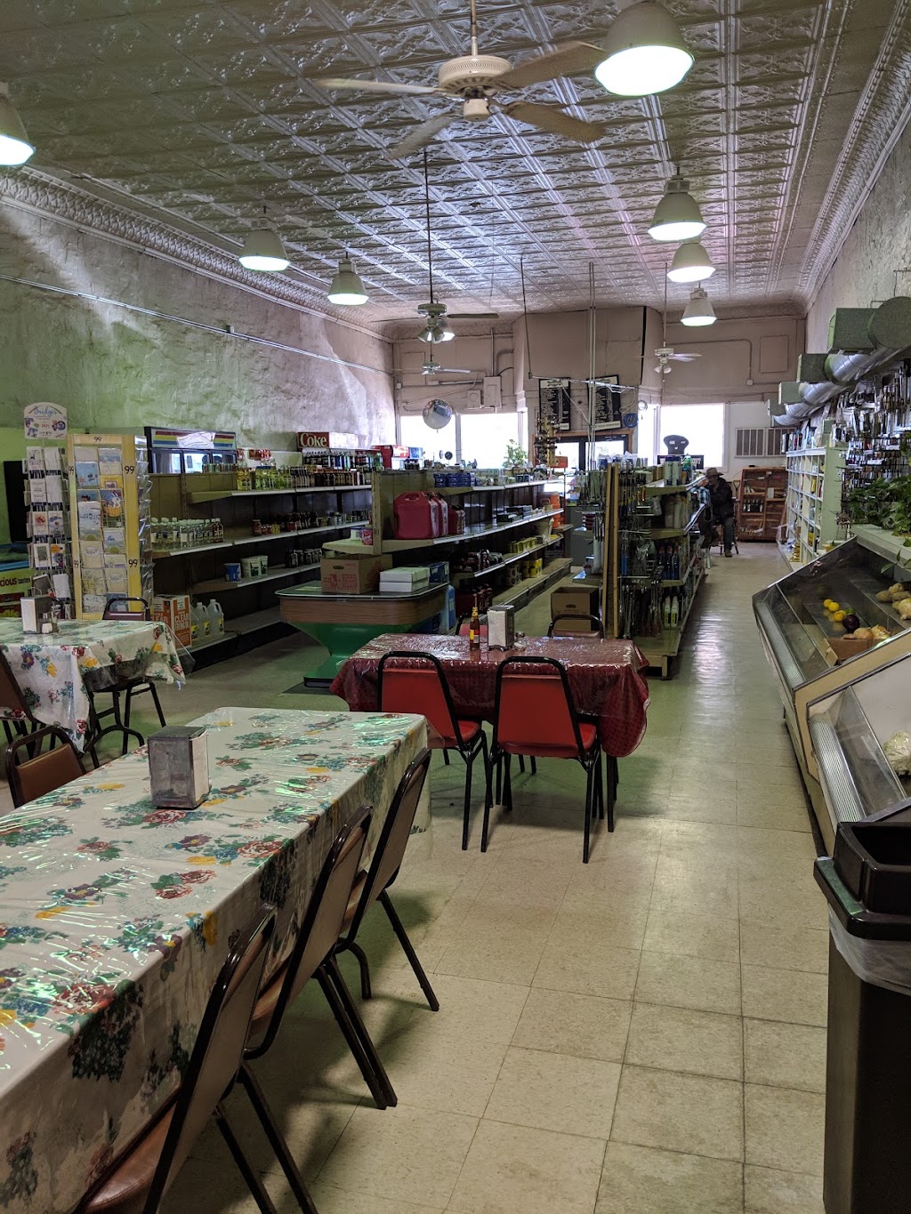 Forestburg Country Store | 16764 Farm to Market Rd 455, Forestburg, TX 76239, USA | Phone: (940) 964-2366