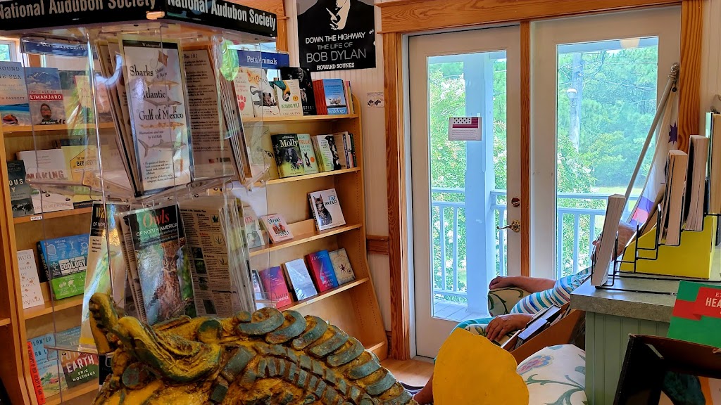 The Island Bookstore | 1130 Corolla Village Rd, Corolla, NC 27927, USA | Phone: (252) 453-2292