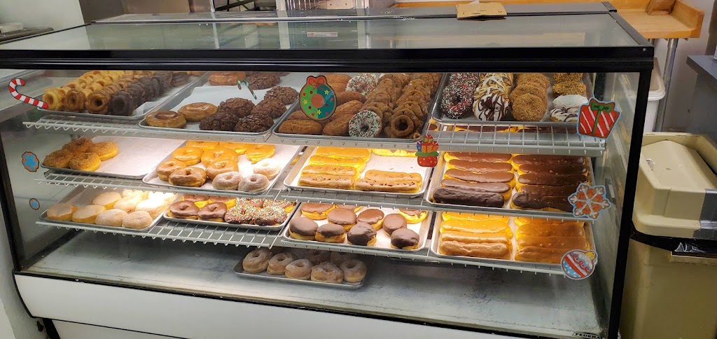 Bakers Dozen Donuts | 140 Douglas St, Dayton, NV 89403, USA | Phone: (775) 241-2208