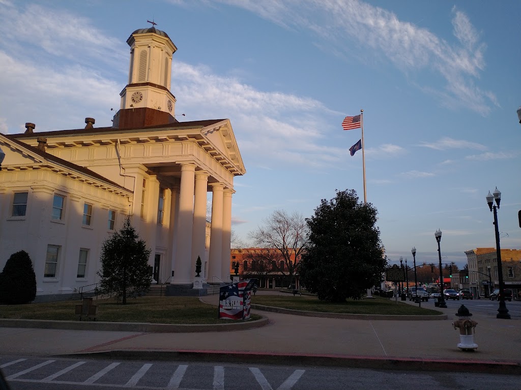 Madison County Court House | 101 W Main St, Richmond, KY 40475, USA | Phone: (859) 624-4703