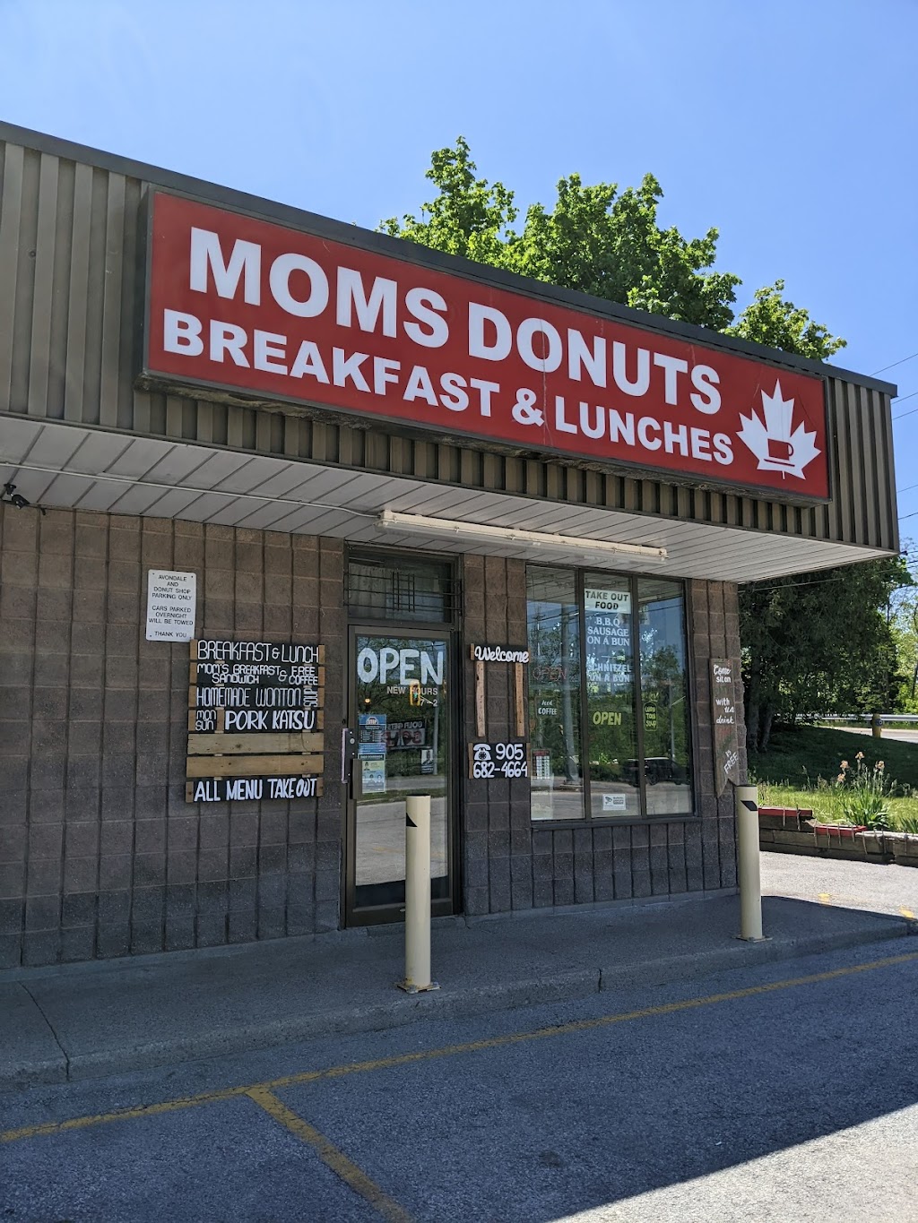 Moms Donuts | 186 Westchester Crescent, St. Catharines, ON L2P 2W2, Canada | Phone: (905) 682-4664