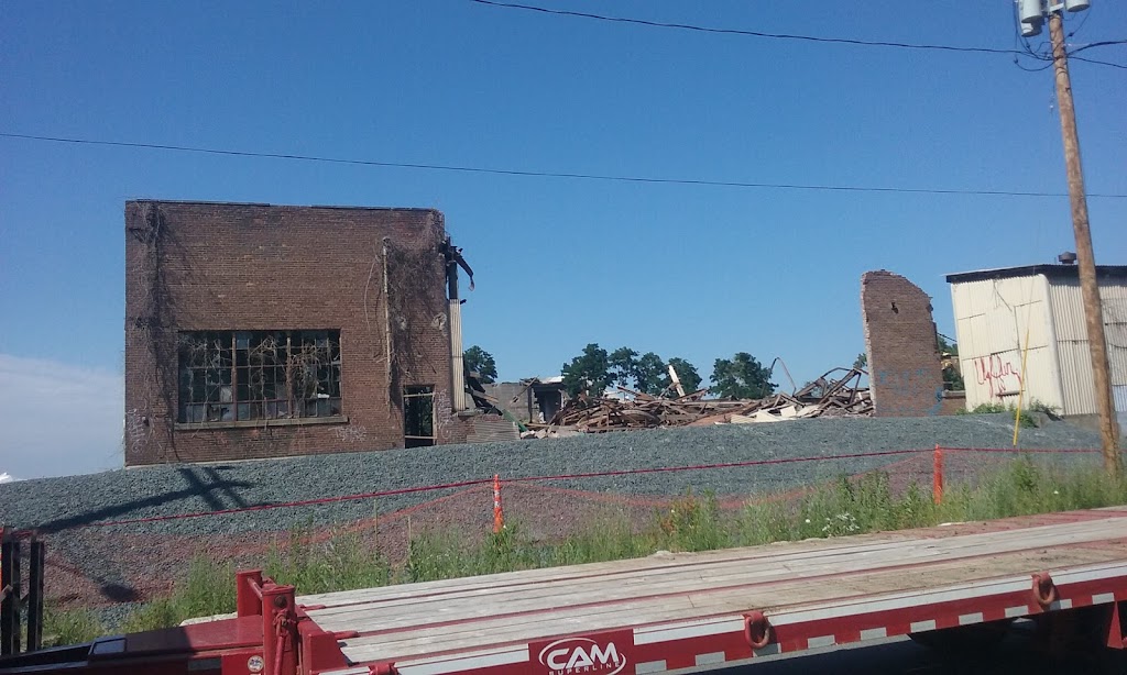 R J Valente Gravel Inc | 1 Madison St, Troy, NY 12180, USA | Phone: (518) 279-1001