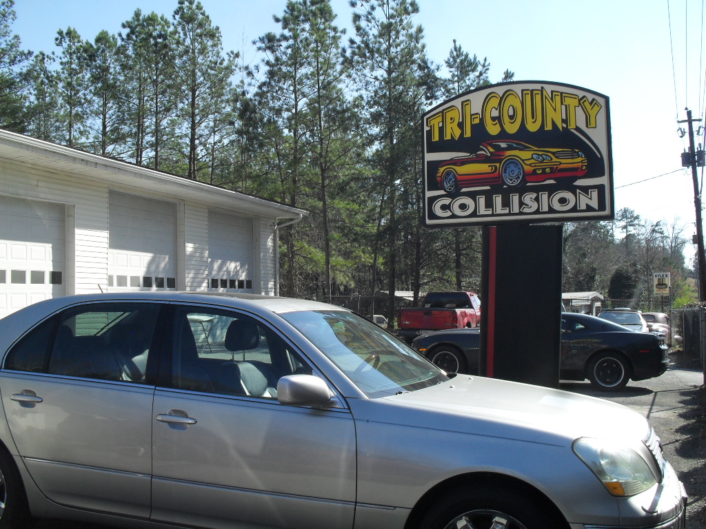 Tri County Collision Center | 1000 Dahlonega Hwy, Cumming, GA 30040, USA | Phone: (770) 887-6460