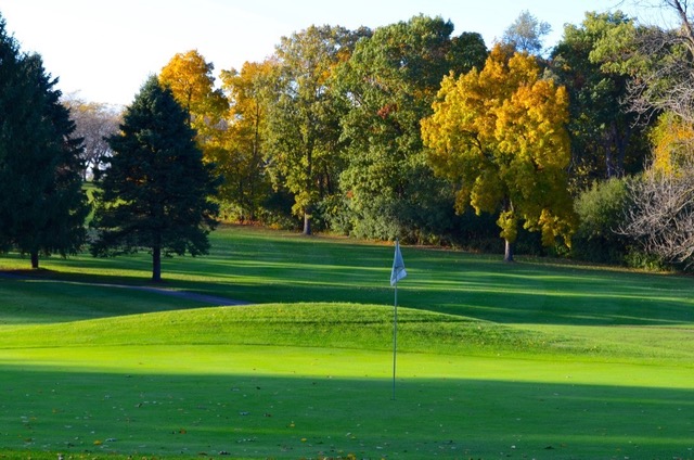 Edgewood Golf Course | W240s9950 Castle Rd, Big Bend, WI 53103, USA | Phone: (262) 662-3110