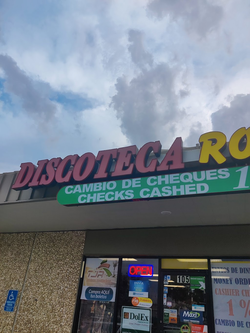 Discoteca Rodeo | 105 Luther Dr, Georgetown, TX 78628, USA | Phone: (512) 864-2669