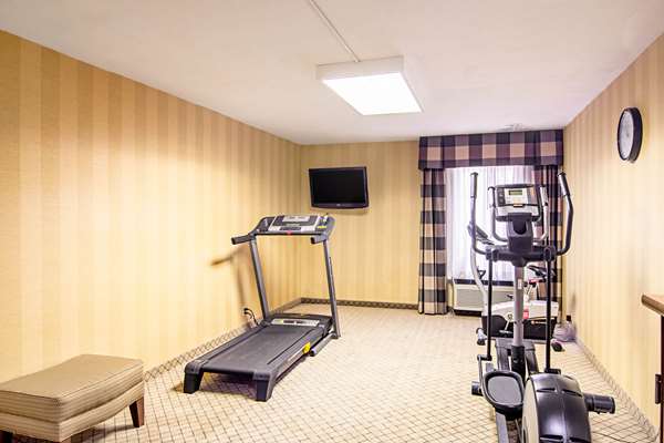 Quality Inn | 3422 Port Clinton Rd, Fremont, OH 43420, USA | Phone: (419) 332-0601