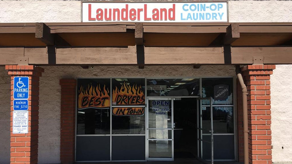Launderland Coin-Op Laundromat + Wash & Fold Laundry Co. | 1907 N Dinuba Blvd, Visalia, CA 93292, USA | Phone: (559) 805-3303