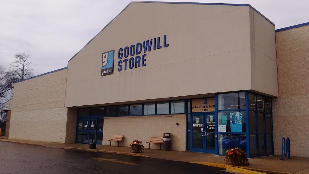 Goodwill Store | 3679 Ridge Rd, Lansing, IL 60438 | Phone: (708) 474-4102