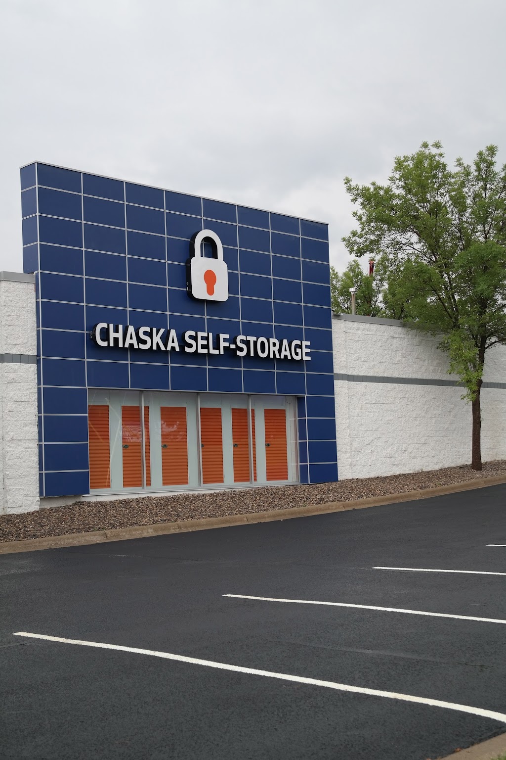 CHASKA SELF-STORAGE | 103 Peavey Rd #200, Chaska, MN 55318, USA | Phone: (952) 500-1772