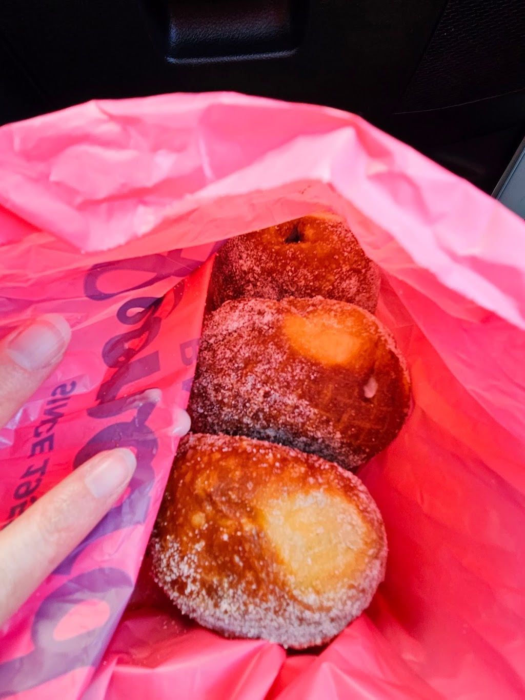 Leonards Bakery Malasada Truck | 7190 Kalanianaʻole Hwy, Honolulu, HI 96825, USA | Phone: (808) 737-5591