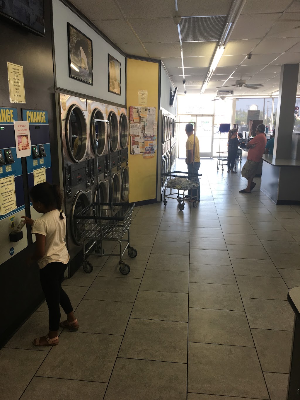 Lavanderia | 14131 Ramona Blvd, Baldwin Park, CA 91706, USA | Phone: (562) 382-3940