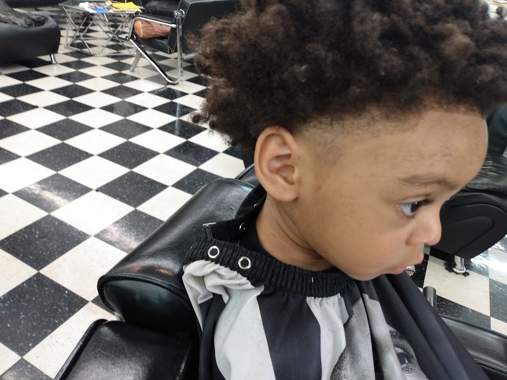 Boys 2 Men Barbershop | 5697a Covington Hwy, Decatur, GA 30035, USA | Phone: (770) 255-4705