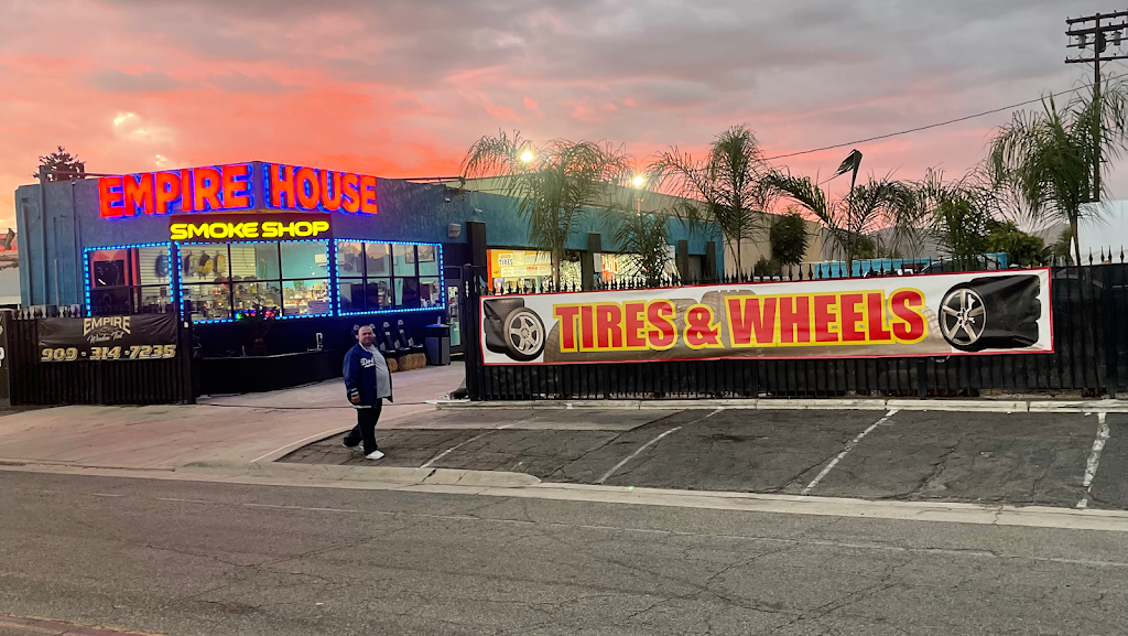 Empire Tires & Wheels | 1061 W La Cadena Dr, Riverside, CA 92501, USA | Phone: (909) 676-5312