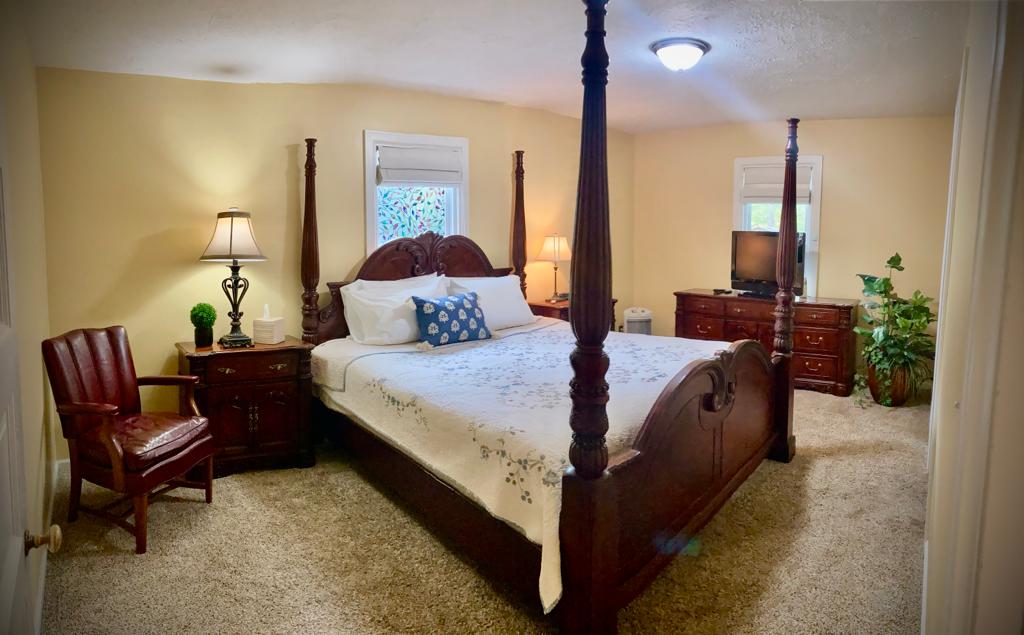 Casa Mirabella Guest House | 1626 Beall Ave, Wooster, OH 44691, USA | Phone: (330) 737-1683