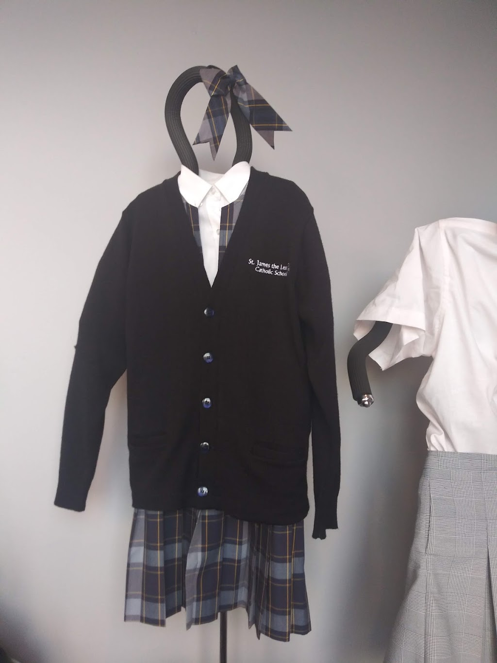 School Days Uniforms / School Closet | 73 N Stygler Rd, Gahanna, OH 43230, USA | Phone: (614) 476-4104