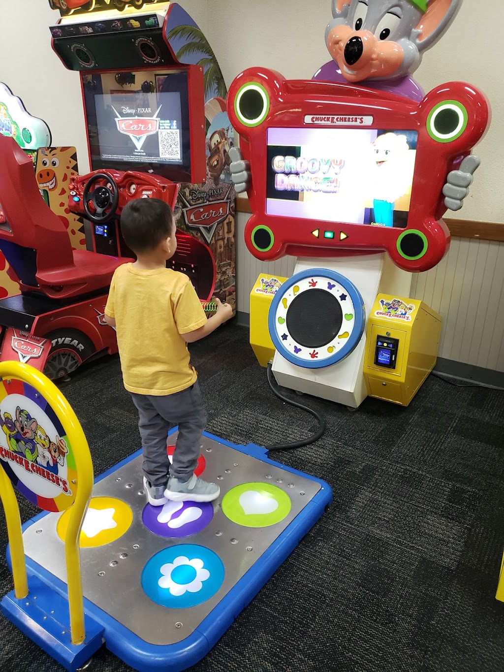 Chuck E. Cheese | 3037 Sisk Rd, Modesto, CA 95350 | Phone: (209) 524-0712