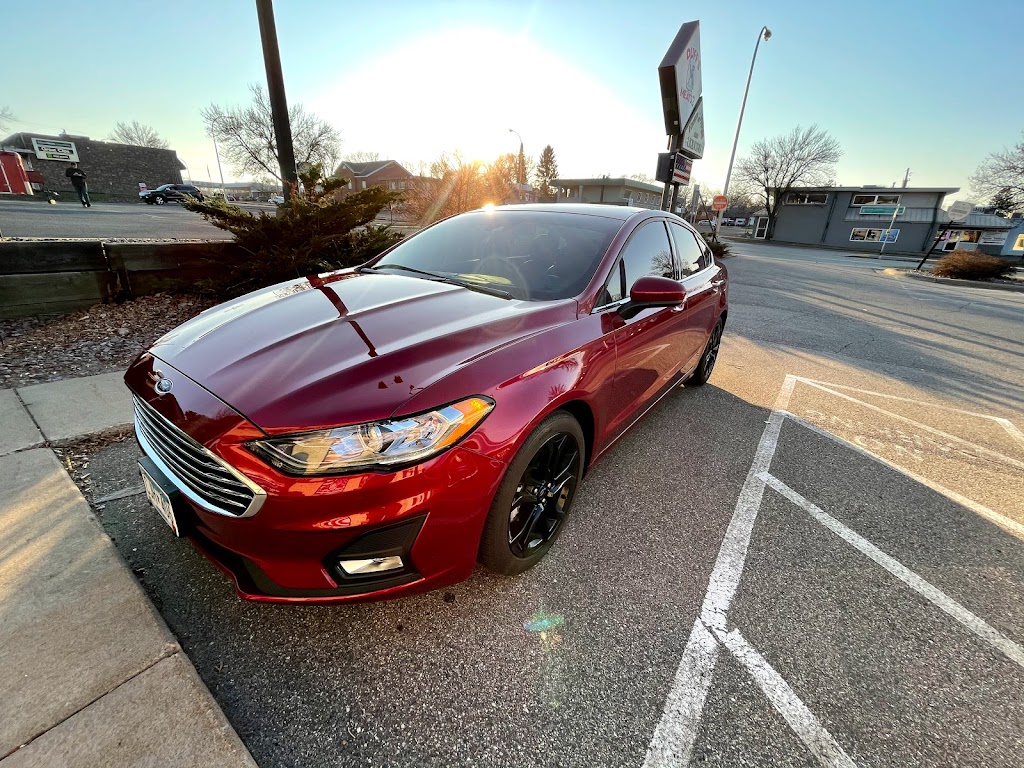 Tint World | 3201 County Rd 42 W STE 116, Burnsville, MN 55306, USA | Phone: (952) 777-4300