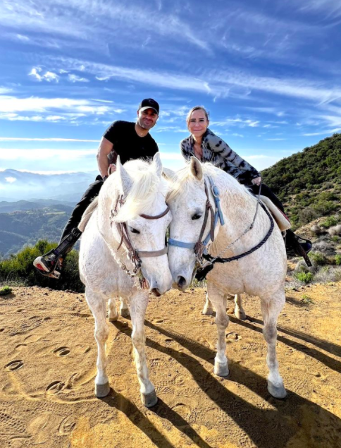 Malibu Horse Riding | 2550 Old Topanga Canyon Rd, Topanga, CA 90290, USA | Phone: (818) 225-7433
