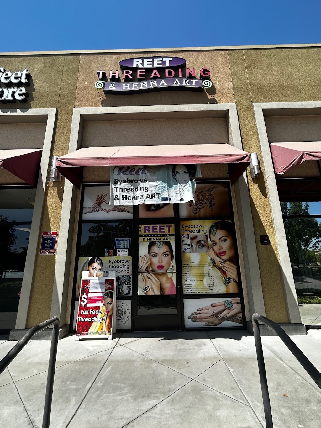 Reet Threading and Henna Art | 4025 W Caldwell Ave # C, Visalia, CA 93277, USA | Phone: (559) 372-7063