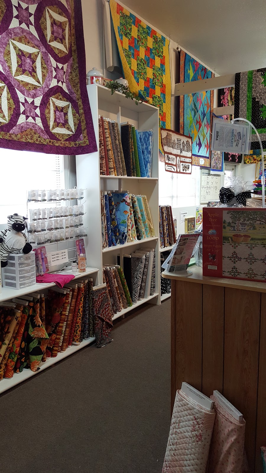 Nanas Quilt Shop | 18851 Cortez Blvd, Brooksville, FL 34601, USA | Phone: (352) 796-0011