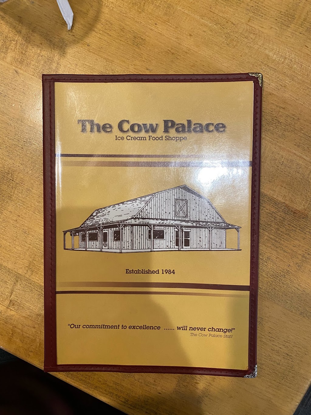 Cow Palace | 318 N Harrison St, Shelbyville, IN 46176, USA | Phone: (317) 392-4889