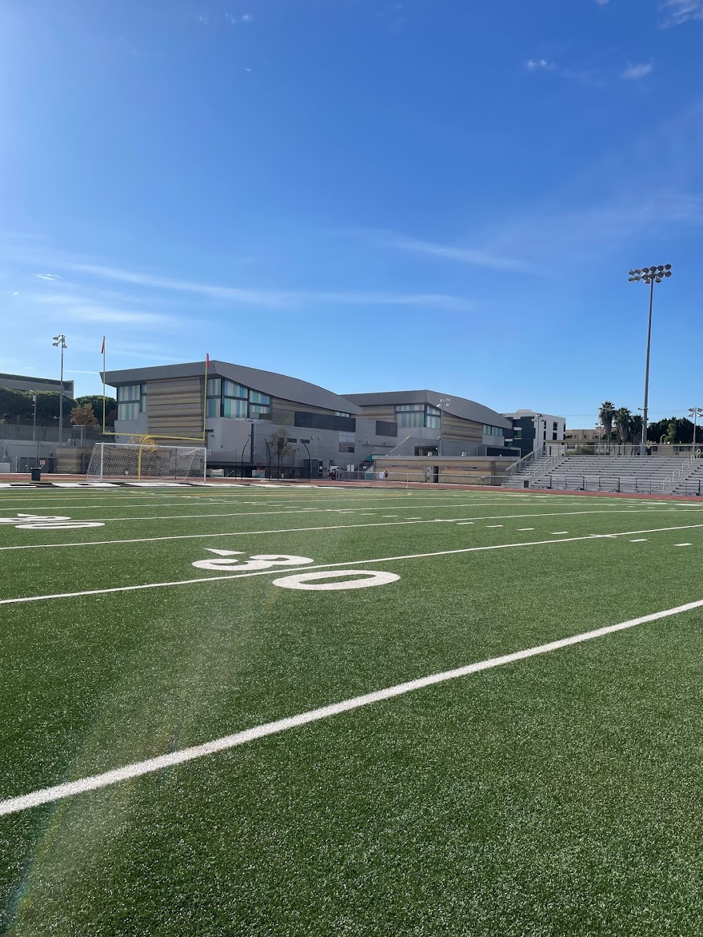 Contreras High School Stadium | 322 Lucas Ave, Los Angeles, CA 90017, USA | Phone: (213) 240-3800