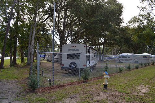 Shady Oak Storage | 1765 Tionia Rd, New Smyrna Beach, FL 32168, USA | Phone: (952) 380-7453