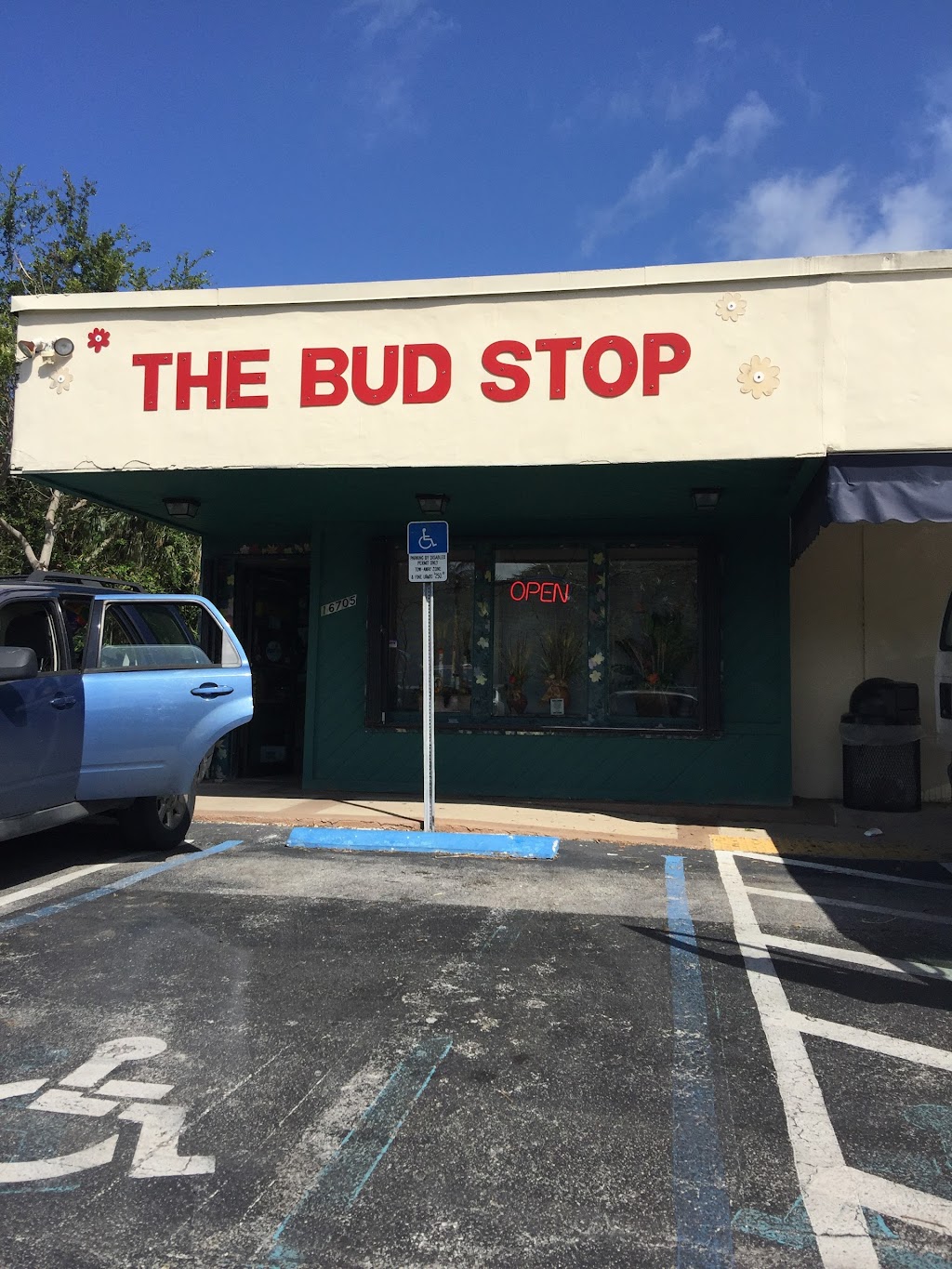 Bud Stop Florist | 16705 Old Cutler Rd, Miami, FL 33157, USA | Phone: (305) 255-0330