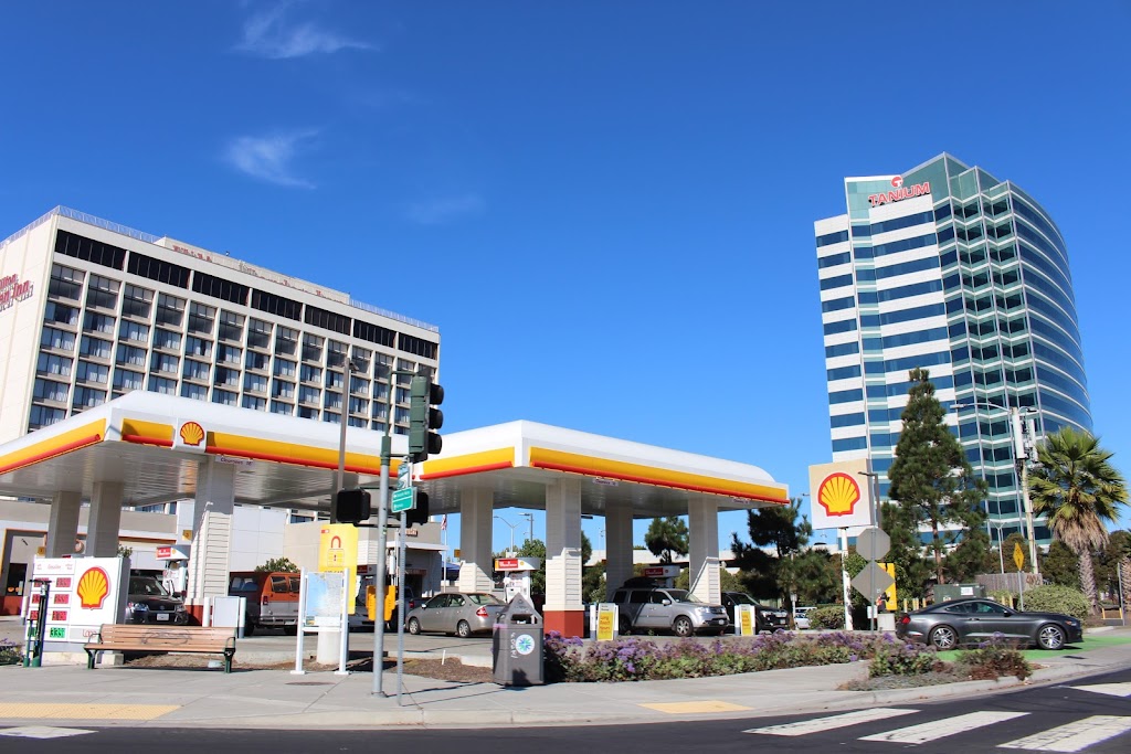 Shell | 1800 Powell St, Emeryville, CA 94608 | Phone: (510) 653-1800